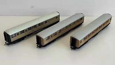 Hornby OO Gauge LNER Gresley Teak Coaches Rake X3 • £44.99