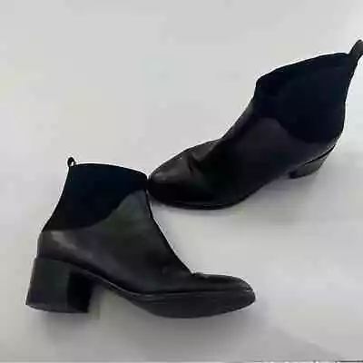Via Spiga ‘Armel’ Chelsea Ankle Boot Black Leather Heeled Bootie Slip On • $30