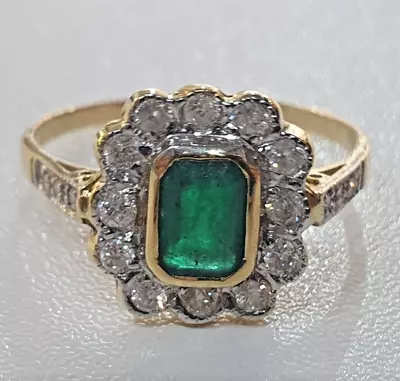 18ct Yellow Gold Vintage Style Emerald And Diamond Floral Ring Size N • £799