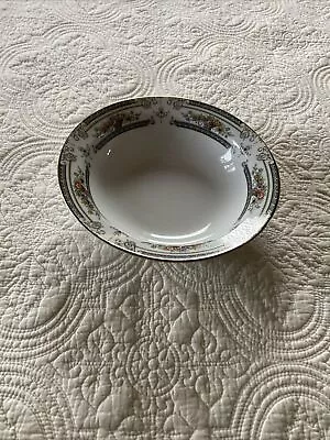 Mikasa Fine China Japan Cambridge Round Vegetable Serving Bowl 9 1/4  L9015 • $14