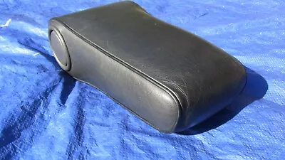 75-85 Mercedes E-class 240 280 300 300d W123 Driver Arm Rest Black Leather Rare! • $140