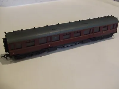 Bachmann 00 Gauge BR Maroon (WR) Collett  1st Class Corridor Coach (weathered) • £18.99