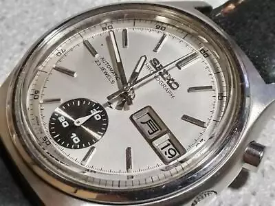 Seiko Chronograph 7018-8000 Vintage Day Date Silver Round Automatic Mens Watch • $1888.23