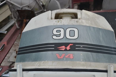 $600 • Buy Johnson 90 HP V 4 Engine