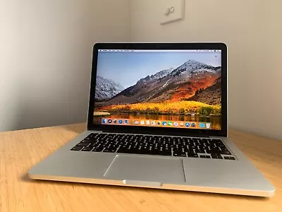 Apple MacBook Pro (13-inch 2015) 2.7 GHz Intel I5 128GB/8GB - SWEDISH KEYBOARD • $329