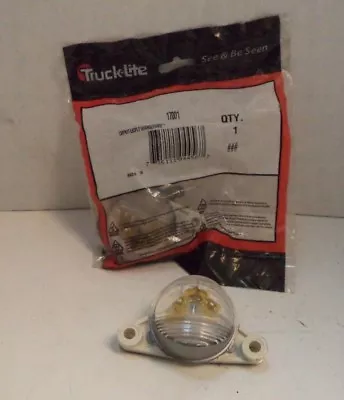 Truck-lite Licence Lamp Kit W/right-angle Female Plug P/n 17001 • $14.95