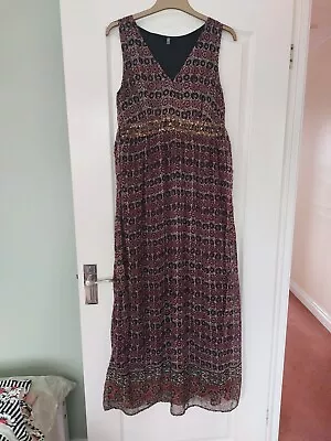 Burgundy Patterned Maxi Dress Size 12 • £10