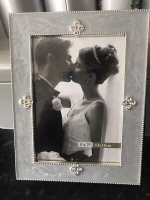 £18 • Buy Photo Frame / Album New