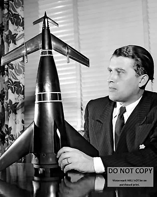 Dr. Wernher Von Braun With Rocket Model - 8x10 Nasa Photo (bb-005) • $8.87