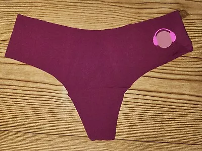 Victoria's Secret PINK No Show Thong Panties Holiday Size Medium Color Plum  • $13.43