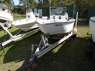 $3746.25 • Buy Used  17' Cape Horn Center Console Fishing Bay Boat W/Aluminum Trailer-NO MOTOR