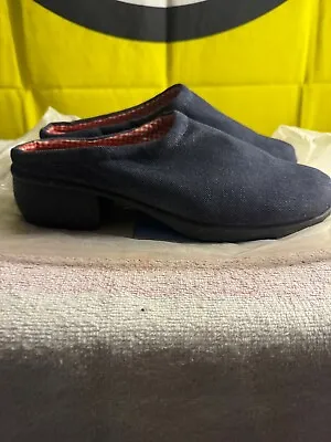 Avon Vintage Denim Clogs Size 10 • $30