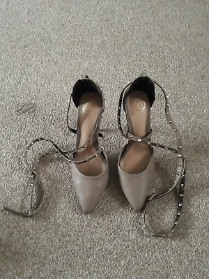 £16 • Buy Ladies Brown & Gold Strappy Stiletto Shoes Size 7