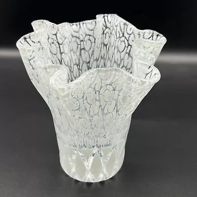 Vintage Signed White And Clear Hand Blown Art Glass 6  Handkerchief Vase • $29.99