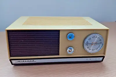 Vintage MCM Midland Model 11-325 AM/FM Radio WORKS • $27.99