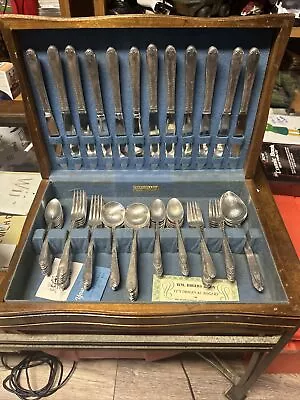 VTG WM Rogers & Son IS  Exquisite  Silverware Flatware Set & Case 74pc 1940s • $99.95