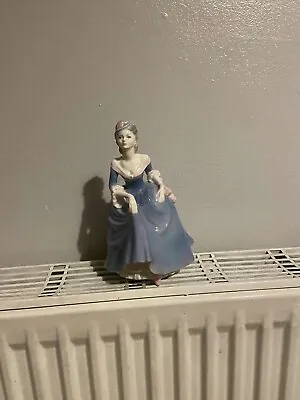 Coalport Lady Figurine Antique Collectable Ornament. • £30