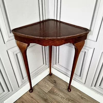 Vintage Wooden Art Deco Pie Crust Corner Console Table - 1930's Cabriole Legs • £79.99