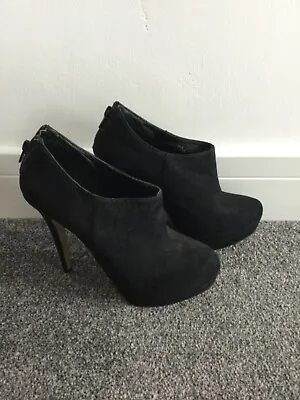 Miss Selfridge Suede Short Platform Boots Size 5 • £7.50