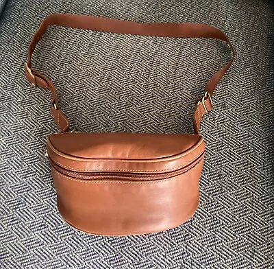 Vintage Coach Brown Leather Waist Pouch Fanny Pack Zip Around Women's Size M - L • $99.99