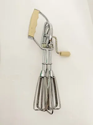 Vintage Maynard Egg Beater/Hand Mixer Cream Colored Handle Kitchen Utensil VTG • $9.99