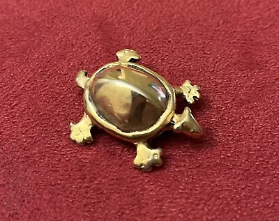 Vintage MMA Metropolitan Museum Of Art Gold Tone Turtle Pin • $12