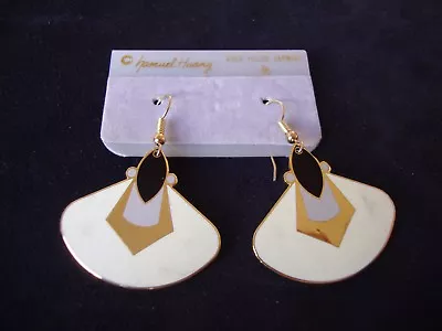 Vintage Samuel Huang Signed Cloisonne Fan White Black & Grey Gold Tone Earrings • $6.99