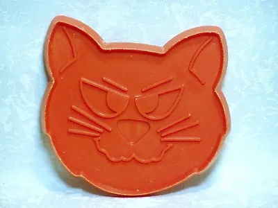 Hallmark Vintage Plastic Cookie Cutter - Black Cat Face Halloween Kitty Scary • $6.75