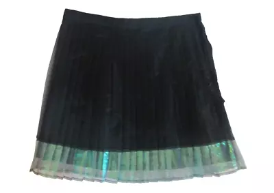 MINKPINK Sheer Blk Pleated Mini Skirt W/Iridescent Grn Border Sz M Opaque Lining • $18