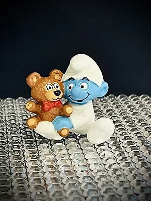 RARE Smurfs Baby Smurf Figure W/ Teddy Bear Vintage * LIGHT BLUE VARIANT MACAU * • $23