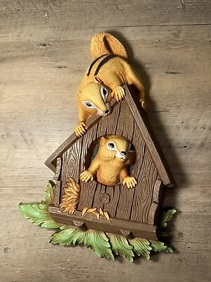 Dart Industries Vintage 1977 Squirrels In Bird House Wall Hanging Home Decor • $15