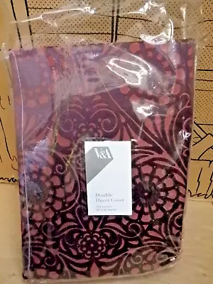 V & A Fiore Berry 200 X 200 Cm Double Duvet Cover Only (Beaten Packaging) • £11