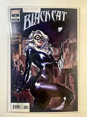 Black Cat 3 NMNebetse Zitro 1:25 Retailer Incentive Debut New Black Cat Costume • $14.58