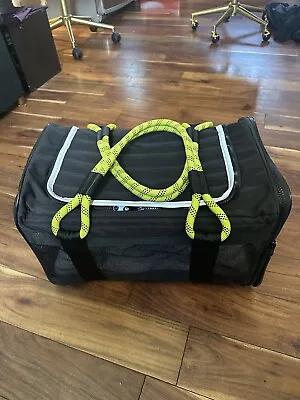 ROVERLUND Airline Compliant Pet Carrier Travel Bag & Car Seat Black & Yellow SM • $120