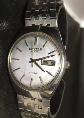 Vtg CITIZEN AUTOMATIC 21 Jewels Mens Wrist Watch Day Date Water Resistant • $29.99