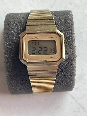 Vintage Seiko Watch Men  Gold Tone Digital Day Date New Battery 7.25  • $25