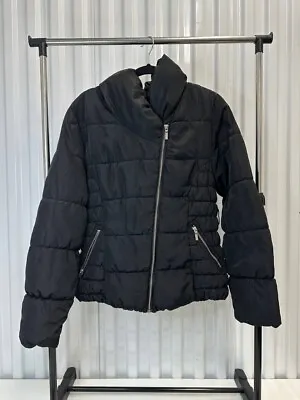 Divided H&M Women’s Puffer Jacket Women Size 12 Black Long Sleeve Full-Zip Wear • $7