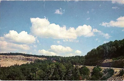 Postcard PANORAMIC SCENE Between Manchester And Monteagle Tennessee TN AJ3383 • $2.99
