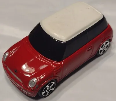 Maisto Mini Cooper 1:64 Scale Diecast Red White Roof Hatchback Car 5 Spokes  🏁 • $6.99