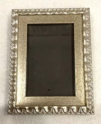 Picture Frame - Silver Tone Finish Suitable For A 4 By 6 Inch Picture • $11.99