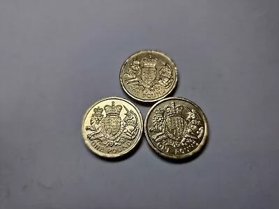 THE ROYAL COAT OF ARMS 2015  £1 ONE POUND COIN HUNT Rare  • £4.99