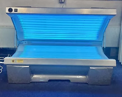 Tanning Bed - Salon Lay Down Galaxy 160w Sunbed 40 Tube Including Facials • £2000