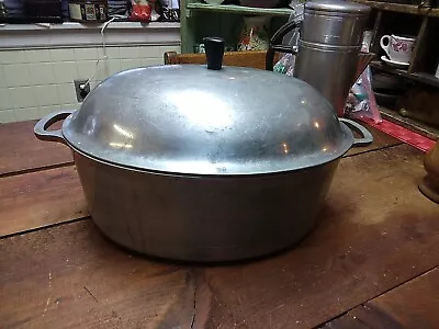 Vintage Majestic Aluminum Oval Roaster Dutch Oven /Roaster 12x9   • $35