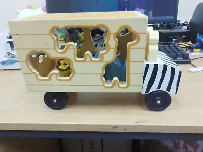 Melissa & Doug Safari Animal Rescue Truck Wooden Shape Sorter Toy PRE Owned  • £9