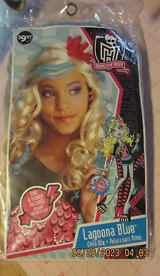 Monster High Child's Laguna Blue Blonde Costume Wig New .One Size • $8