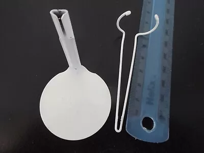 1 X METAL DOLL STAND FOR 6-7  INCH SLIM WAIST DOLL CODE 1101 • £5.25