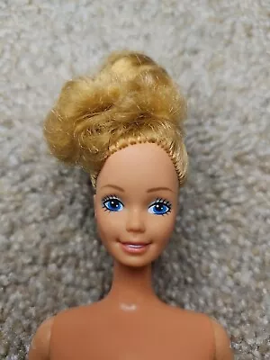 Vintage 1981 Superstar Era Magic Curl Barbie • $45.99