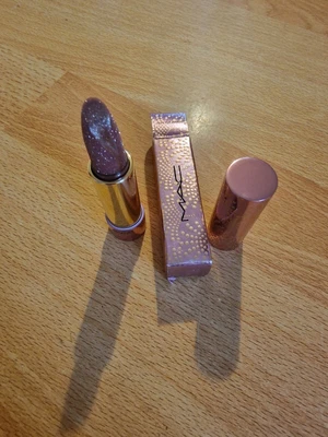 £36 • Buy MAC Fizzy Feels Lip Balm - TASTE FOR BUBBLES - New Boxed LIMITED EDITION