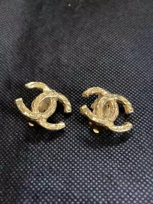 Chanel Vintage Earrings Coco Mark 29 Plate Gold • £301.75