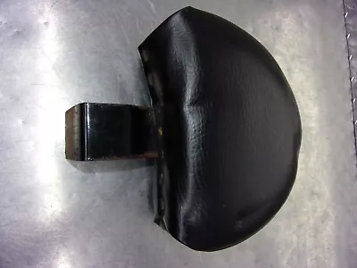 599 A Kawasaki Vulcan Nomad Vn 1500 Efi 2002 Oem  Backrest  Bak Rest  Pad • $39.95